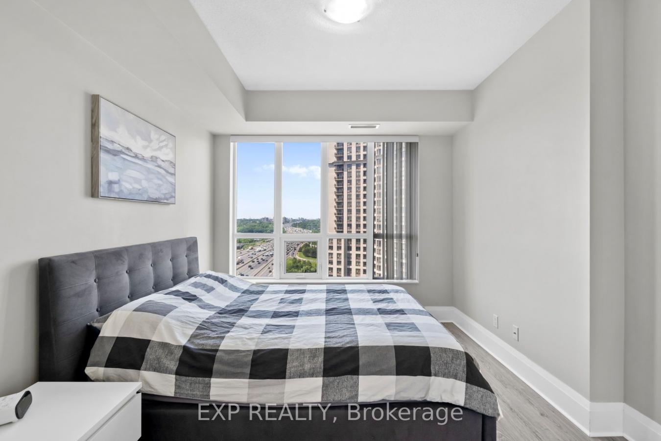 100 Harrison Garden Boulevard, Unit 1702. The Avonshire. A bright 887 – image 18