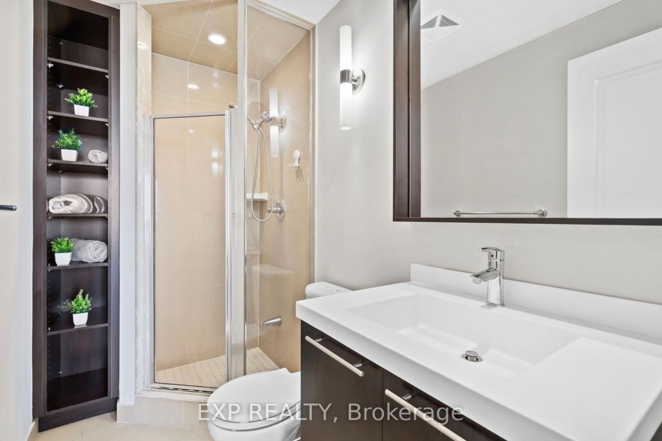 100 Harrison Garden Boulevard, Unit 1702. The Avonshire. A bright 887 – image 19