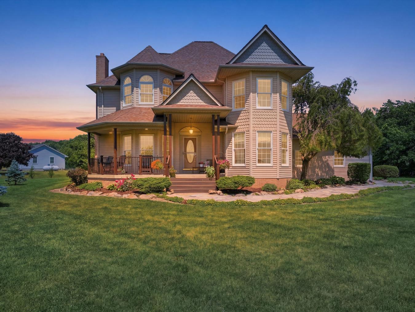 Welcome to one of Richmonds most recognizable homes-affectionately kno – image 1