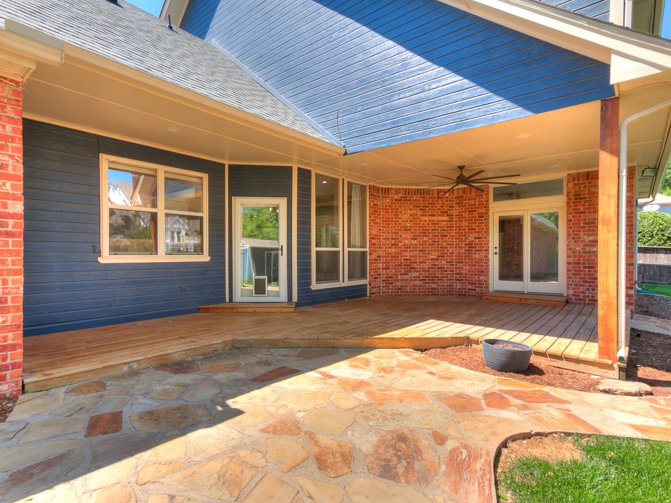 Nestled in the sought-after Blue Stem Lake Addition, this stunning cus – image 6