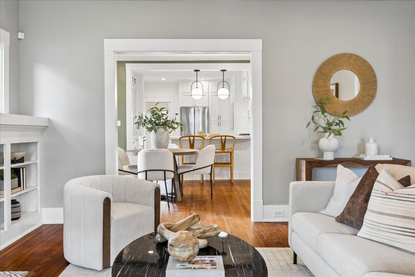 Timeless 1920s Charm in this Beautifully Updated Bungalow on a Fully F – image 12