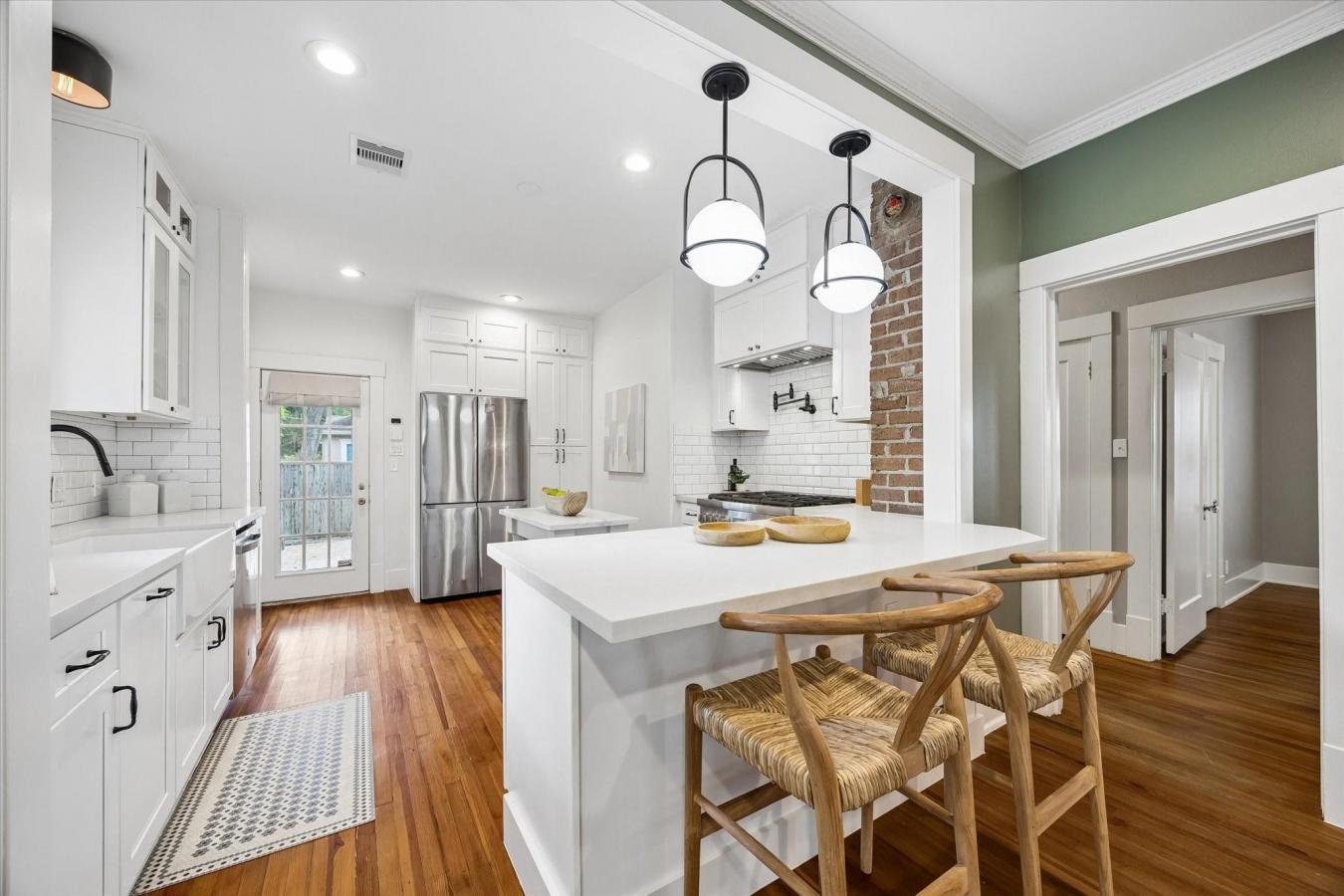 Timeless 1920s Charm in this Beautifully Updated Bungalow on a Fully F – image 15