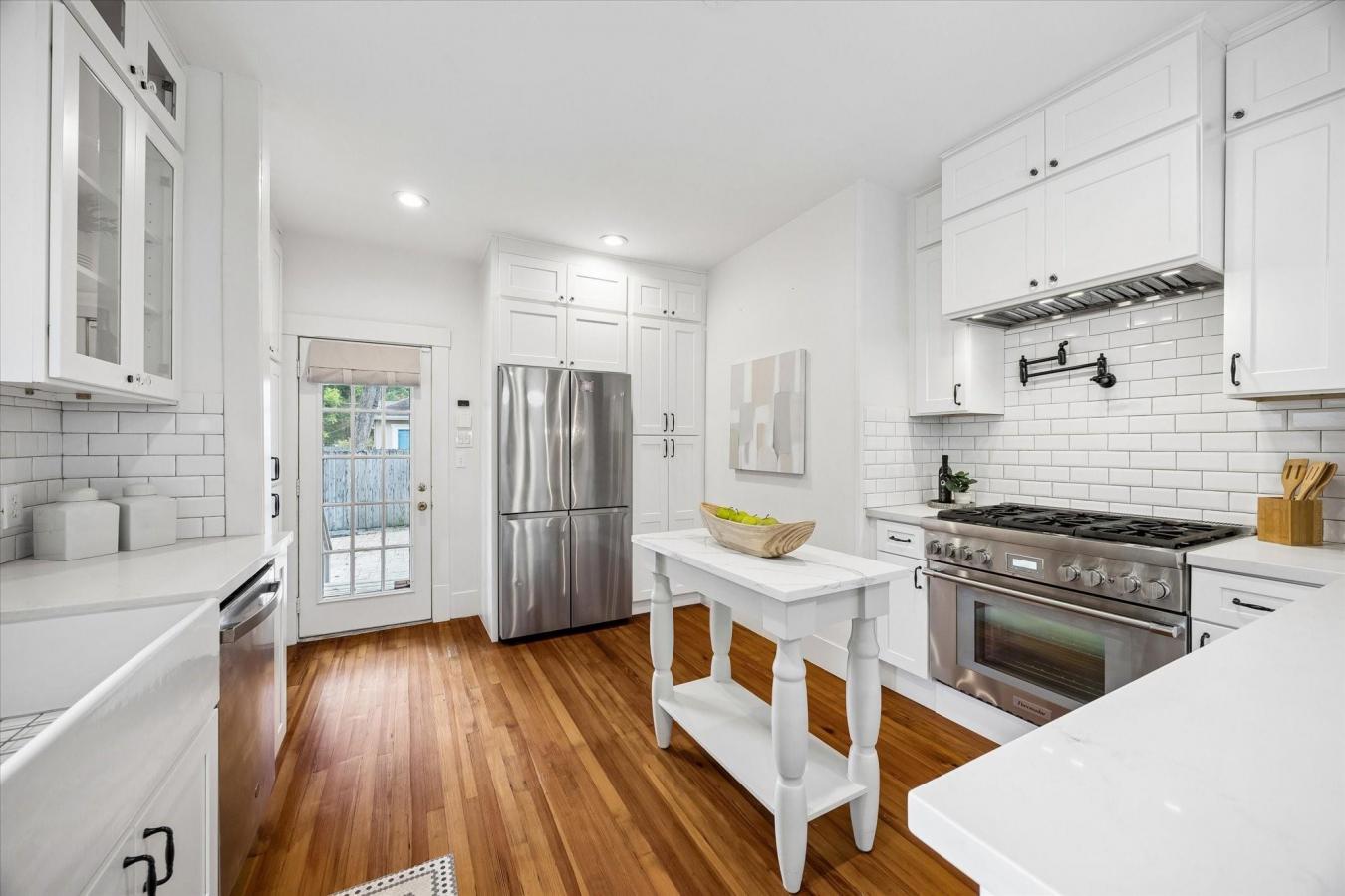 Timeless 1920s Charm in this Beautifully Updated Bungalow on a Fully F – image 16