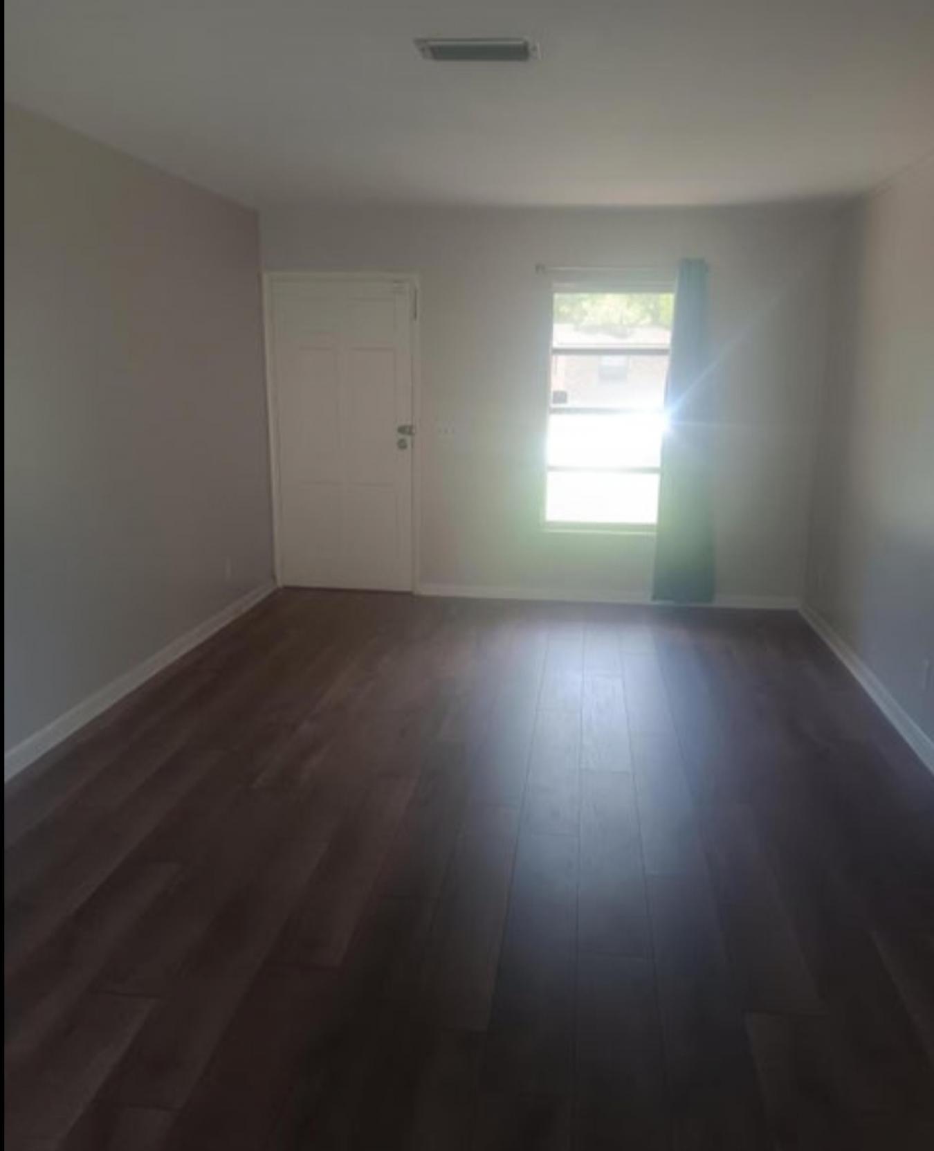 This 3 bedroom, 2 bath all brick home conveniently located close to 29 – image 3