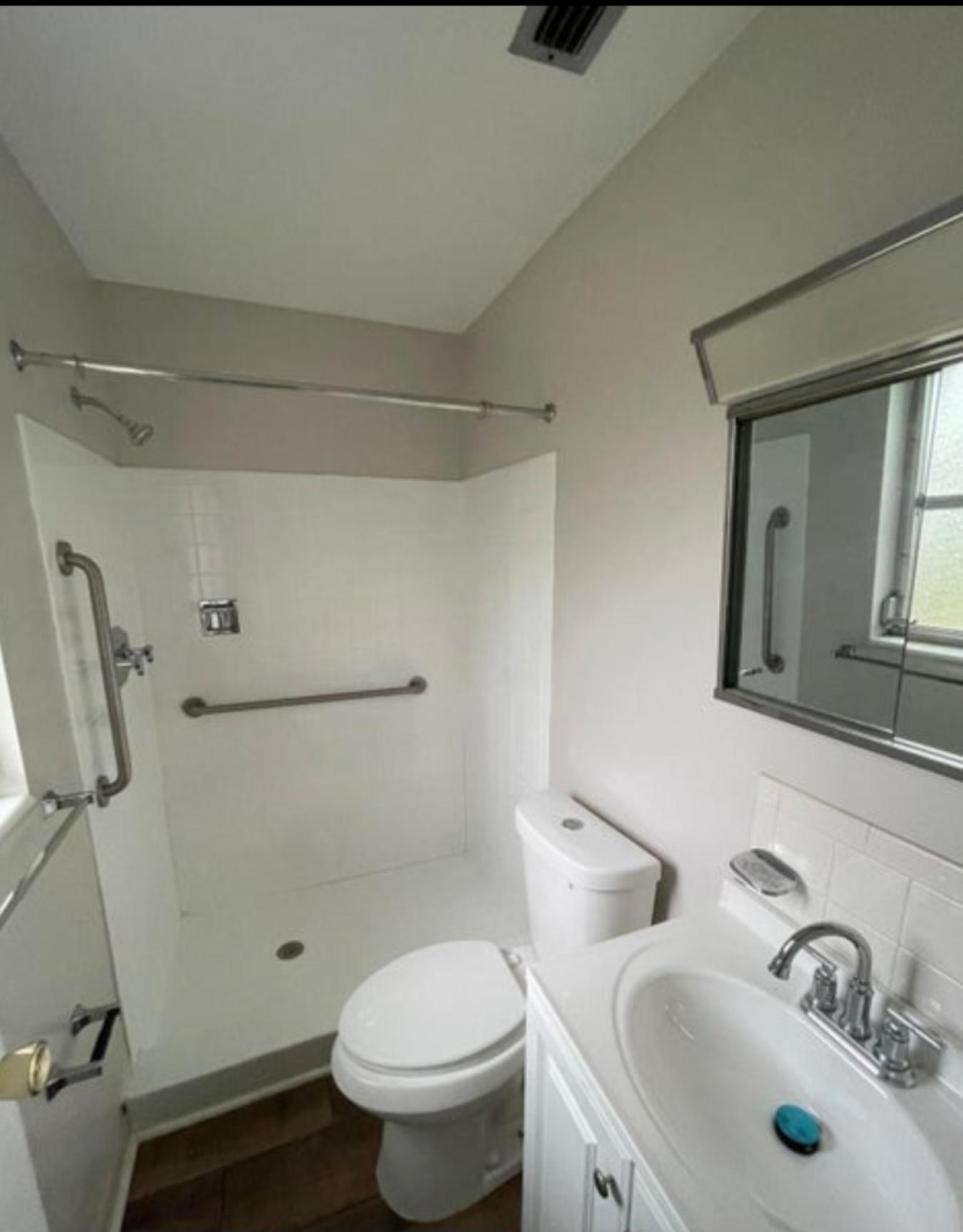 This 3 bedroom, 2 bath all brick home conveniently located close to 29 – image 11