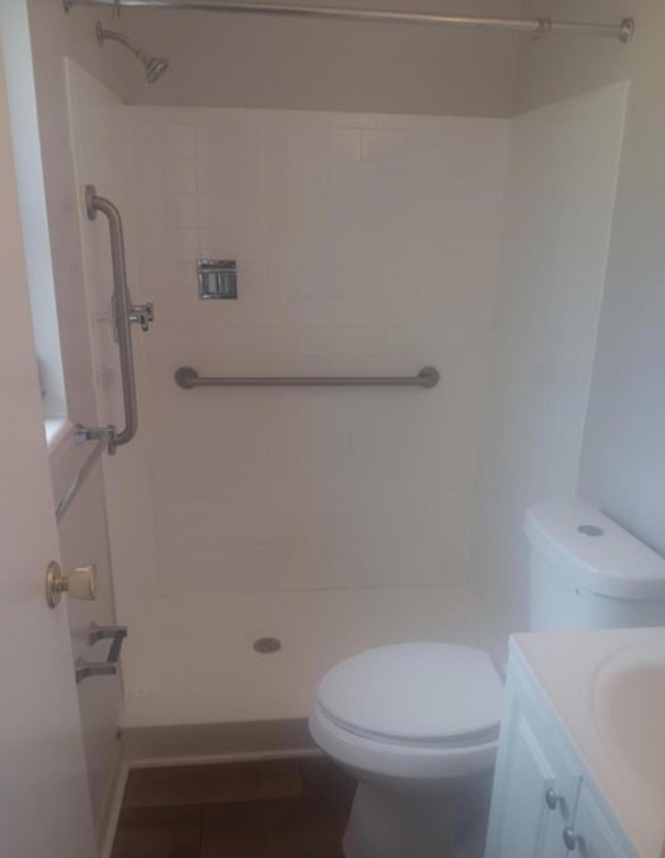 This 3 bedroom, 2 bath all brick home conveniently located close to 29 – image 17