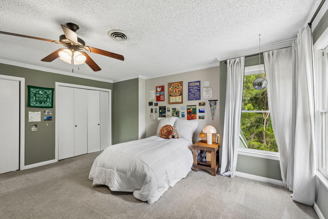 Private. Creative. Convenient. Bordering MTSU on a serene 0.68-acre lo – image 19