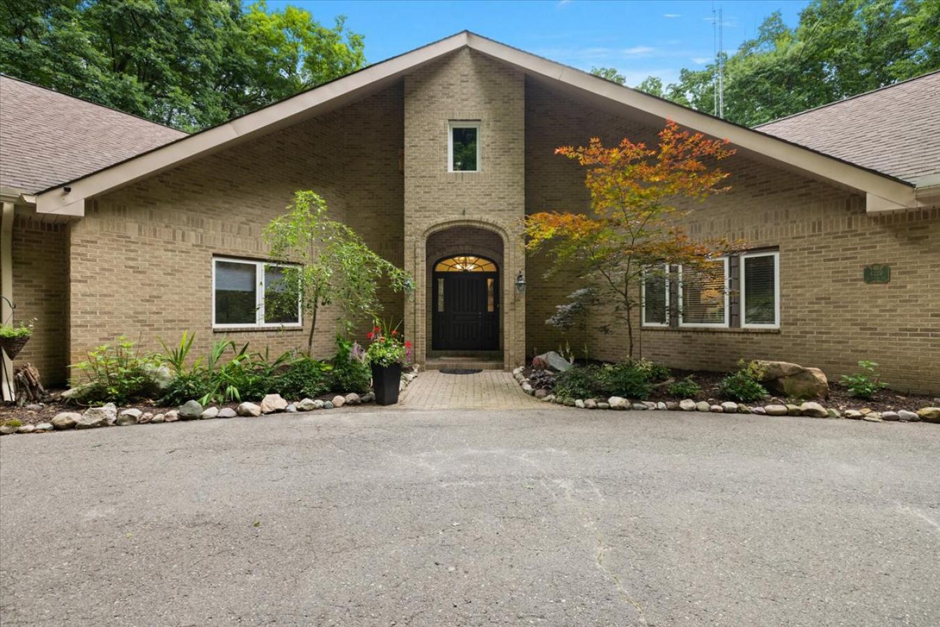4219 Gardner Road, Metamora Township, Metamora Twp, 48455, United States, 4 Bedrooms Bedrooms, ,3 BathroomsBathrooms,Residential,For Sale,4219 Gardner Road,20261051873