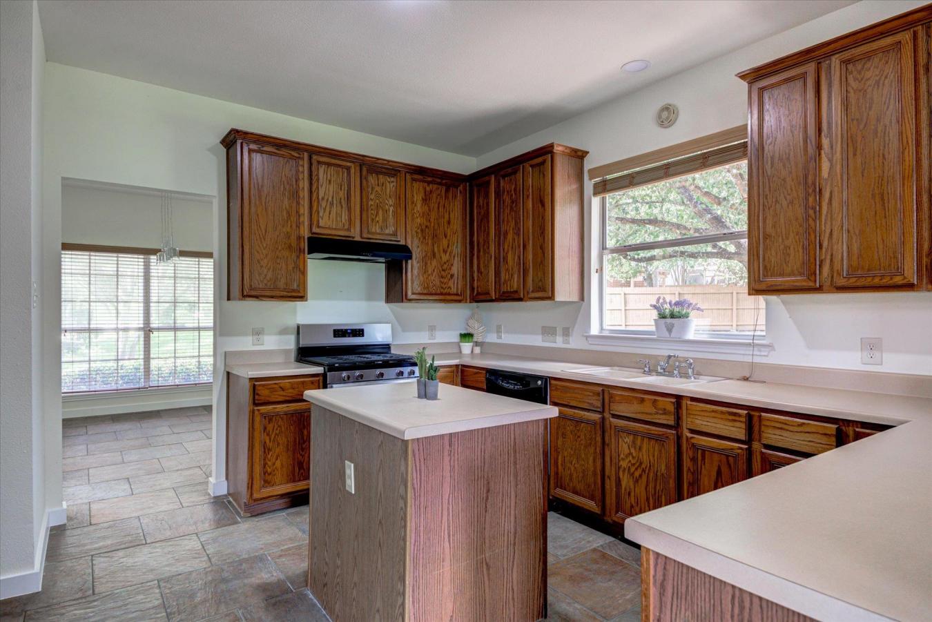 When its time for more than just a good house, its time for a lifestyl – image 12