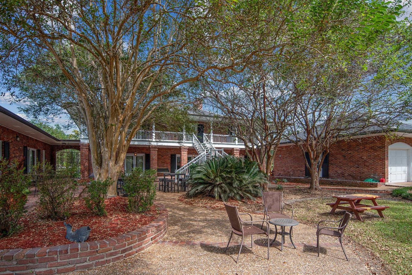 1405 Bayou Black Dr, Houma, LA, 70360, United States, 5 Bedrooms Bedrooms, ,4 BathroomsBathrooms,Residential,For Sale,1405 Bayou Black Dr,1169568