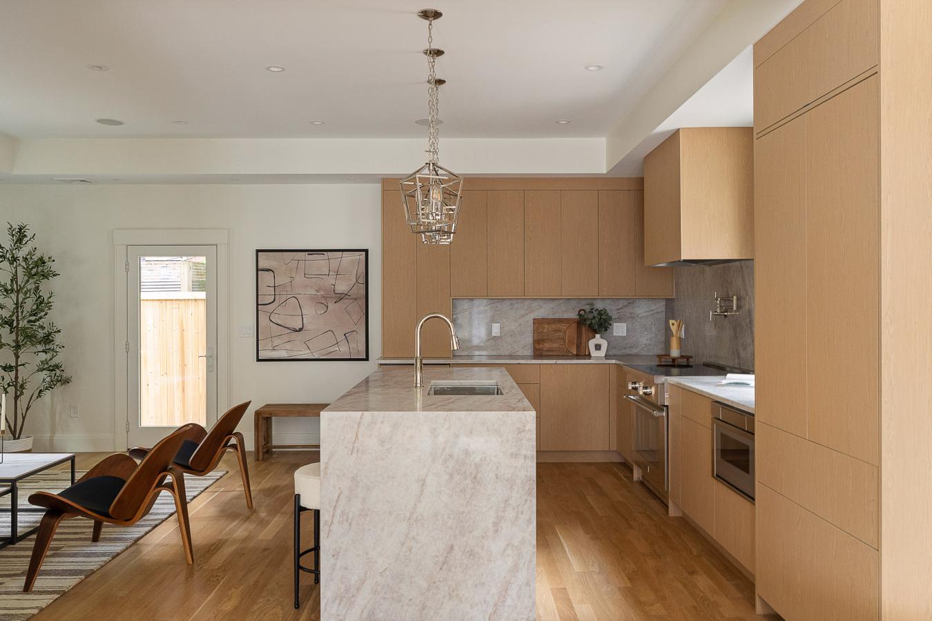 11 Mount Auburn Street, Cambridge, MA, 02138, United States, 4 Bedrooms Bedrooms, ,4 BathroomsBathrooms,Residential,For Sale,11 Mount Auburn Street,73552985