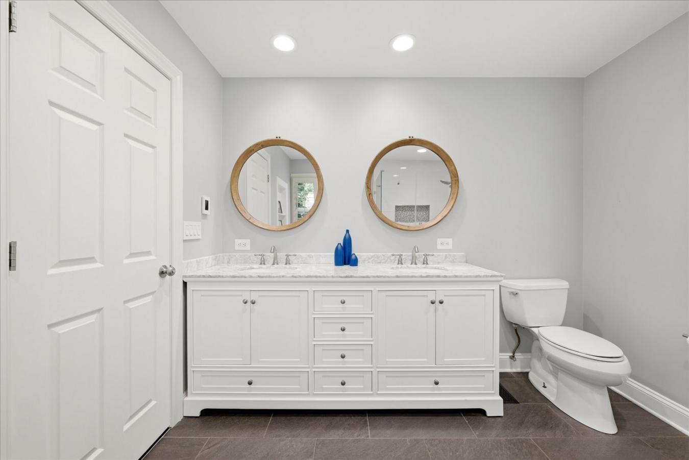 12194 Henderson Road, Clifton, Fairfax, 20124, United States, 4 Bedrooms Bedrooms, ,3 BathroomsBathrooms,Residential,For Sale,12194 Henderson Road,VAFX2330174