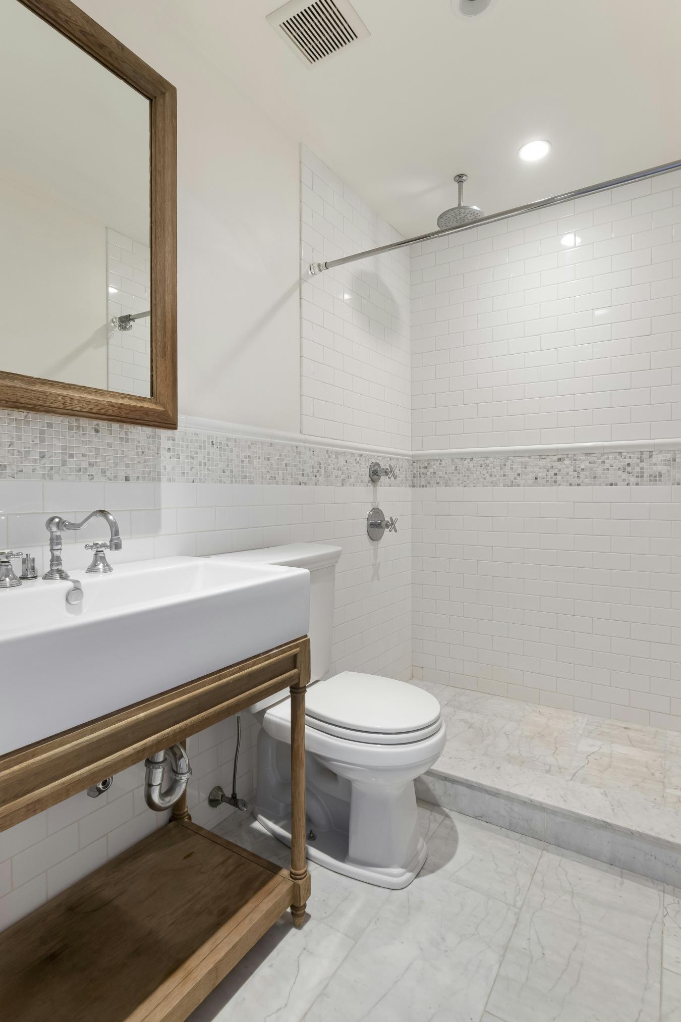 2007 FIFTH AVENUE, South Harlem, NY, 10035, United States, 4 Bedrooms Bedrooms, ,5 BathroomsBathrooms,Residential,For Sale,2007 FIFTH AVENUE,229555