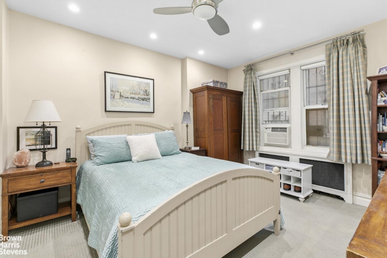 55 EASTERN PARKWAY, Prospect Heights, NY, 11238, United States, 3 Bedrooms Bedrooms, ,2 BathroomsBathrooms,Residential,For Sale,55 EASTERN PARKWAY,229561