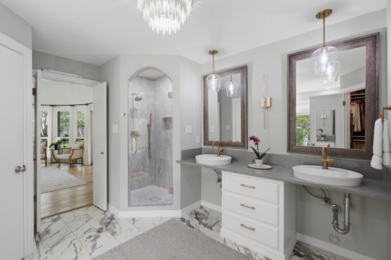 208 Phlox Drive, Lakeway, TX, 78734, United States, 3 Bedrooms Bedrooms, ,2 BathroomsBathrooms,Residential,For Sale,208 Phlox Drive,8513262
