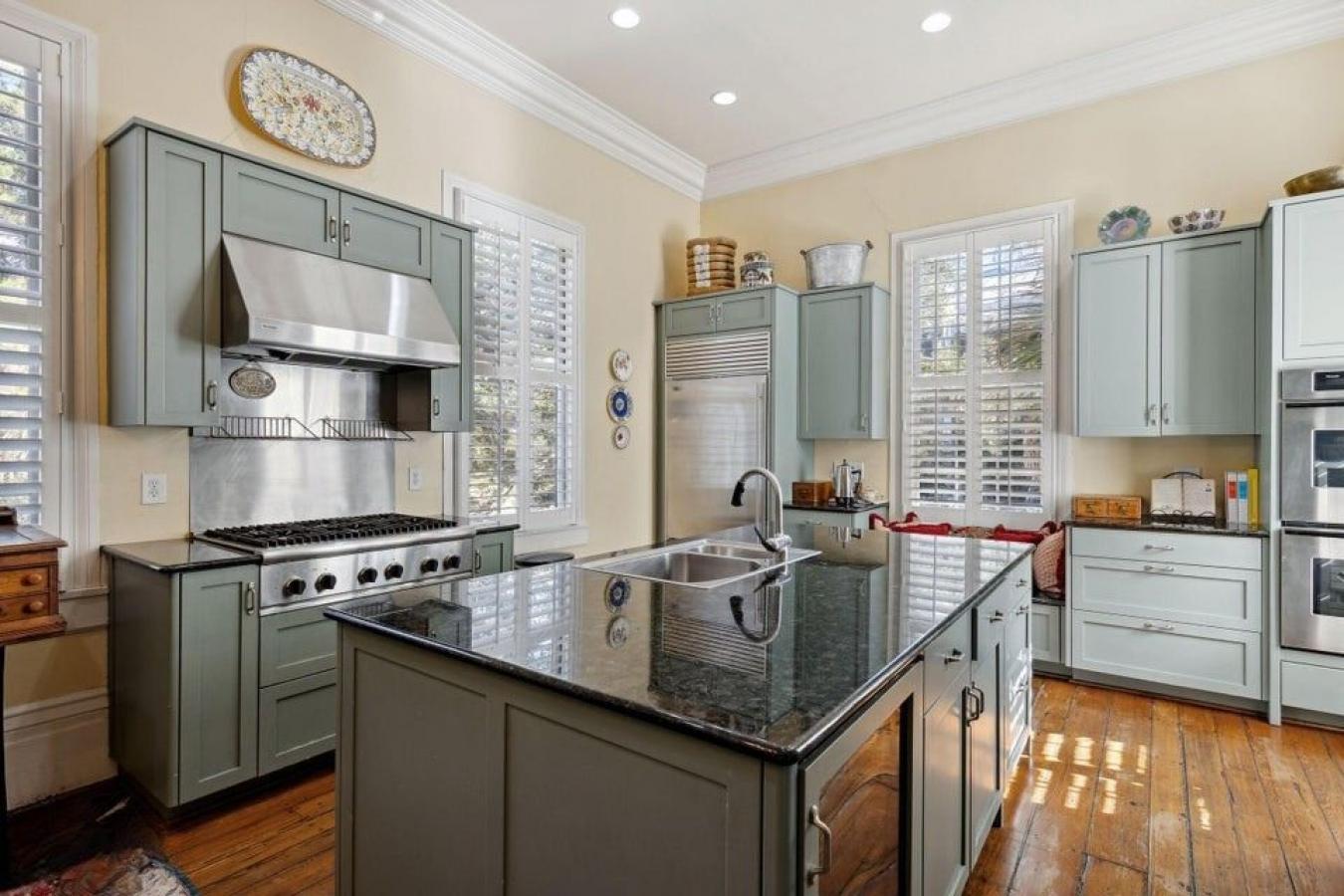 601 Bay Street, Beaufort, Beaufort, 29902, United States, 6 Bedrooms Bedrooms, ,6 BathroomsBathrooms,Residential,For Sale,601 Bay Street,197593