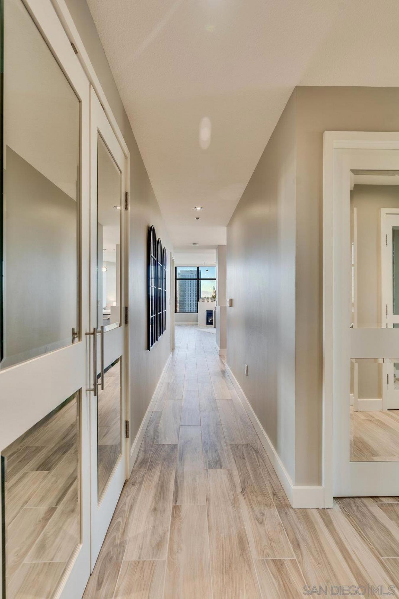 700 W E Street, San Diego, San Diego, 92101, United States, 2 Bedrooms Bedrooms, ,2 BathroomsBathrooms,Residential,For Sale,700 W E Street,260013093