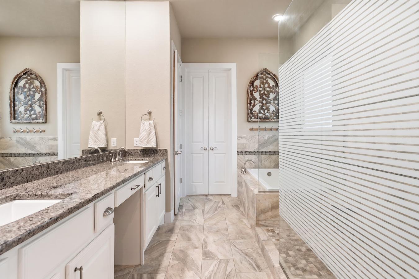 202 Marina View Way, Lakeway, Travis, 78734, United States, 3 Bedrooms Bedrooms, ,2 BathroomsBathrooms,Residential,For Sale,202 Marina View Way,7203836