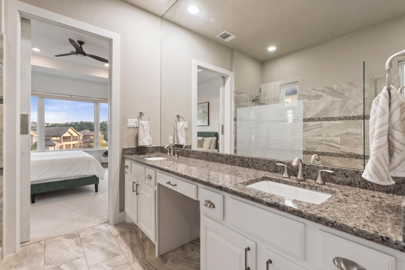 202 Marina View Way, Lakeway, Travis, 78734, United States, 3 Bedrooms Bedrooms, ,2 BathroomsBathrooms,Residential,For Sale,202 Marina View Way,7203836