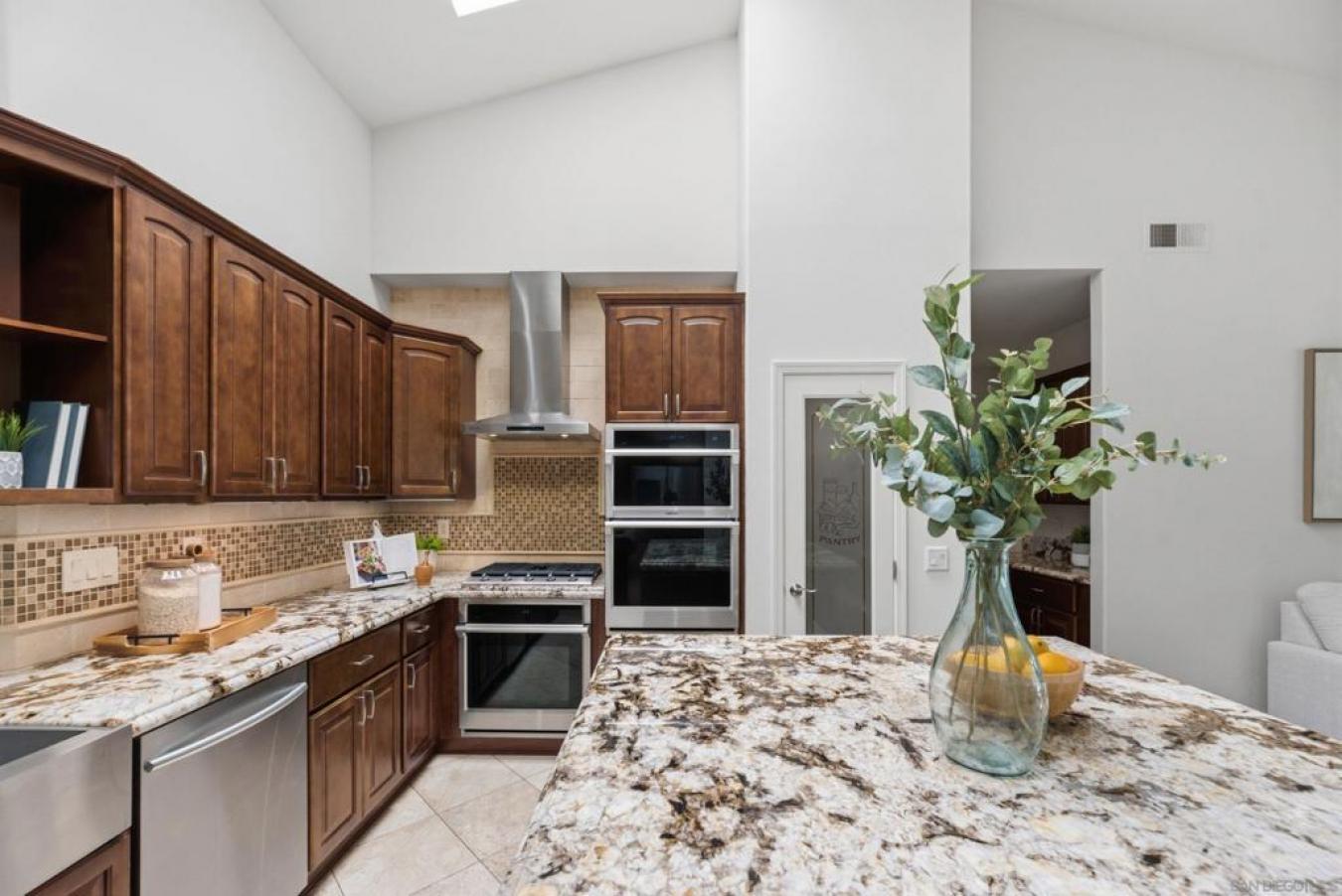 15964 Cumberland Drive, Poway, San Diego, 92064, United States, 5 Bedrooms Bedrooms, ,3 BathroomsBathrooms,Residential,For Sale,15964 Cumberland Drive,260018695