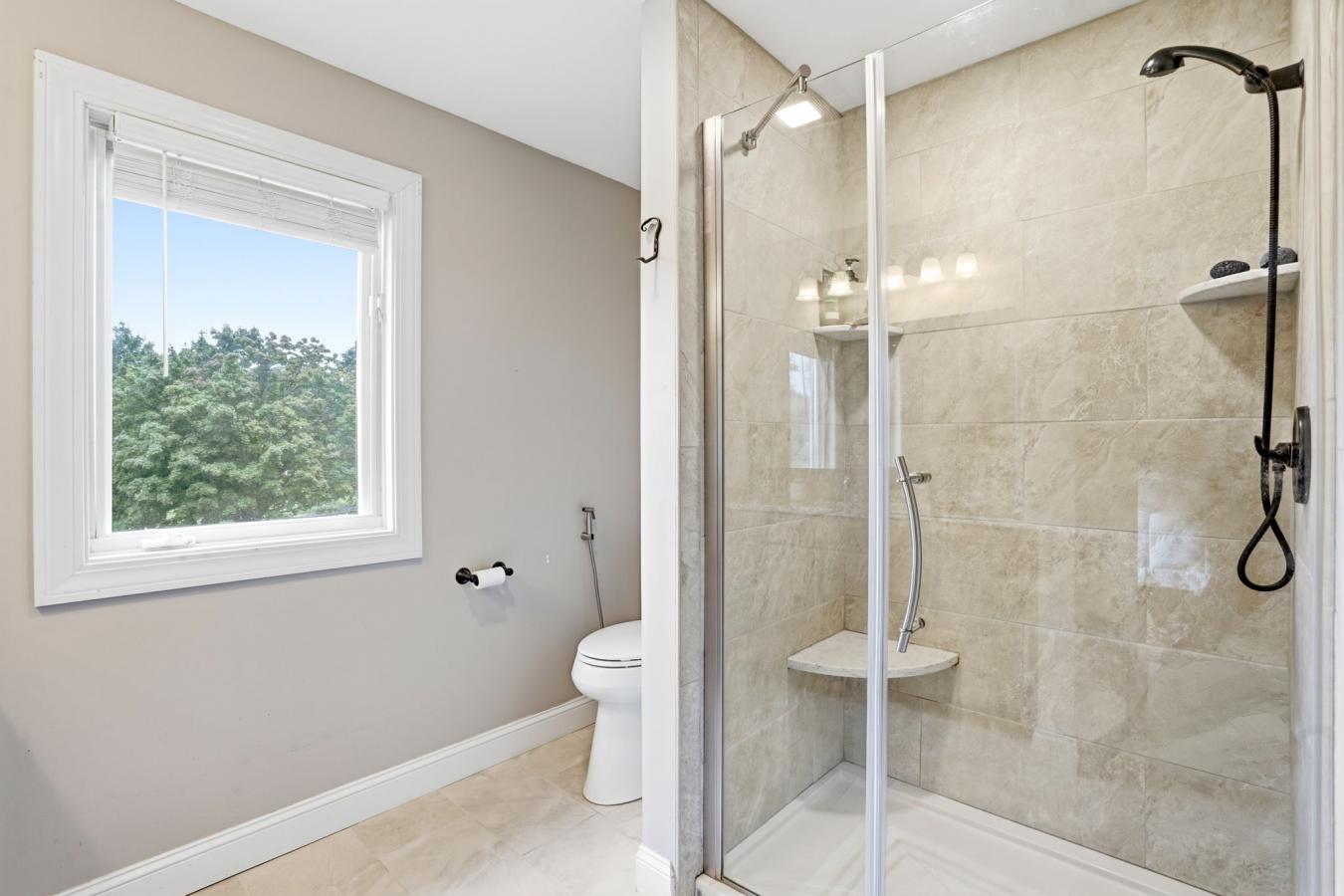 2 Fairview Drive, Concord, NH-Merrimack, 03301, United States, 4 Bedrooms Bedrooms, ,3 BathroomsBathrooms,Residential,For Sale,2 Fairview Drive,5101512