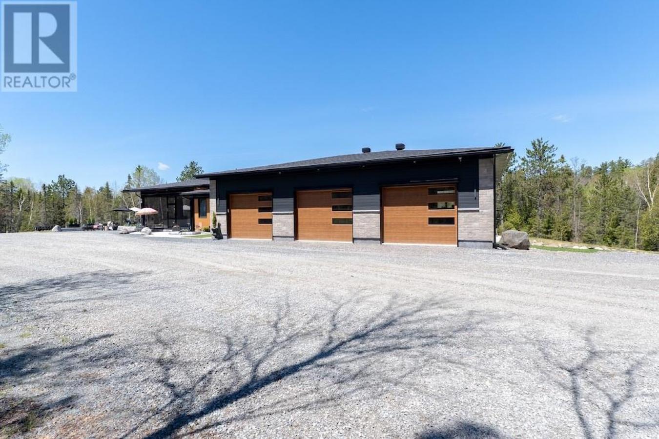 1750 Horseshoe Lake Road, Greater Sudbury, ON, P3E4N1, Canada, 3 Bedrooms Bedrooms, ,3 BathroomsBathrooms,Residential,For Sale,1750 Horseshoe Lake Road,2127992