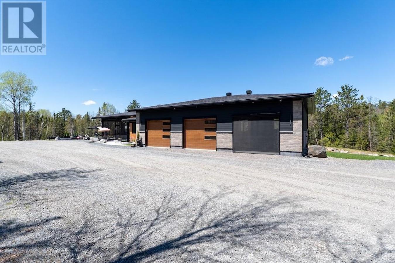 1750 Horseshoe Lake Road, Greater Sudbury, ON, P3E4N1, Canada, 3 Bedrooms Bedrooms, ,3 BathroomsBathrooms,Residential,For Sale,1750 Horseshoe Lake Road,2127992