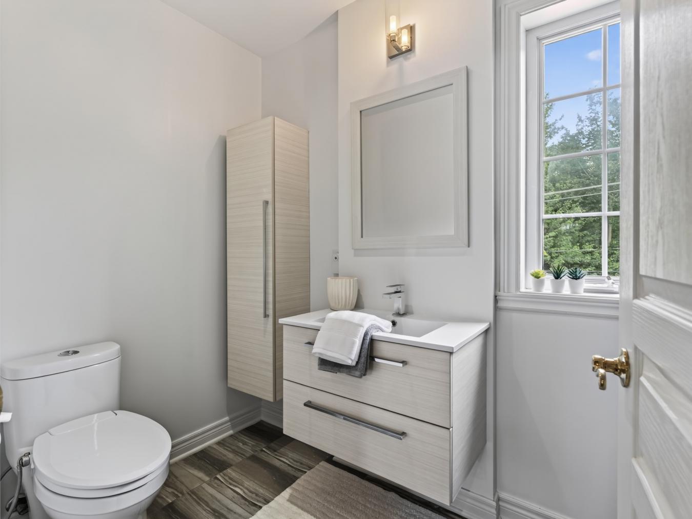 20 rue St-Ange, Blainville, Laurentides Est, J7B 1X2, Canada, 4 Bedrooms Bedrooms, ,3 BathroomsBathrooms,Residential,For Sale,20 rue St-Ange,20634919