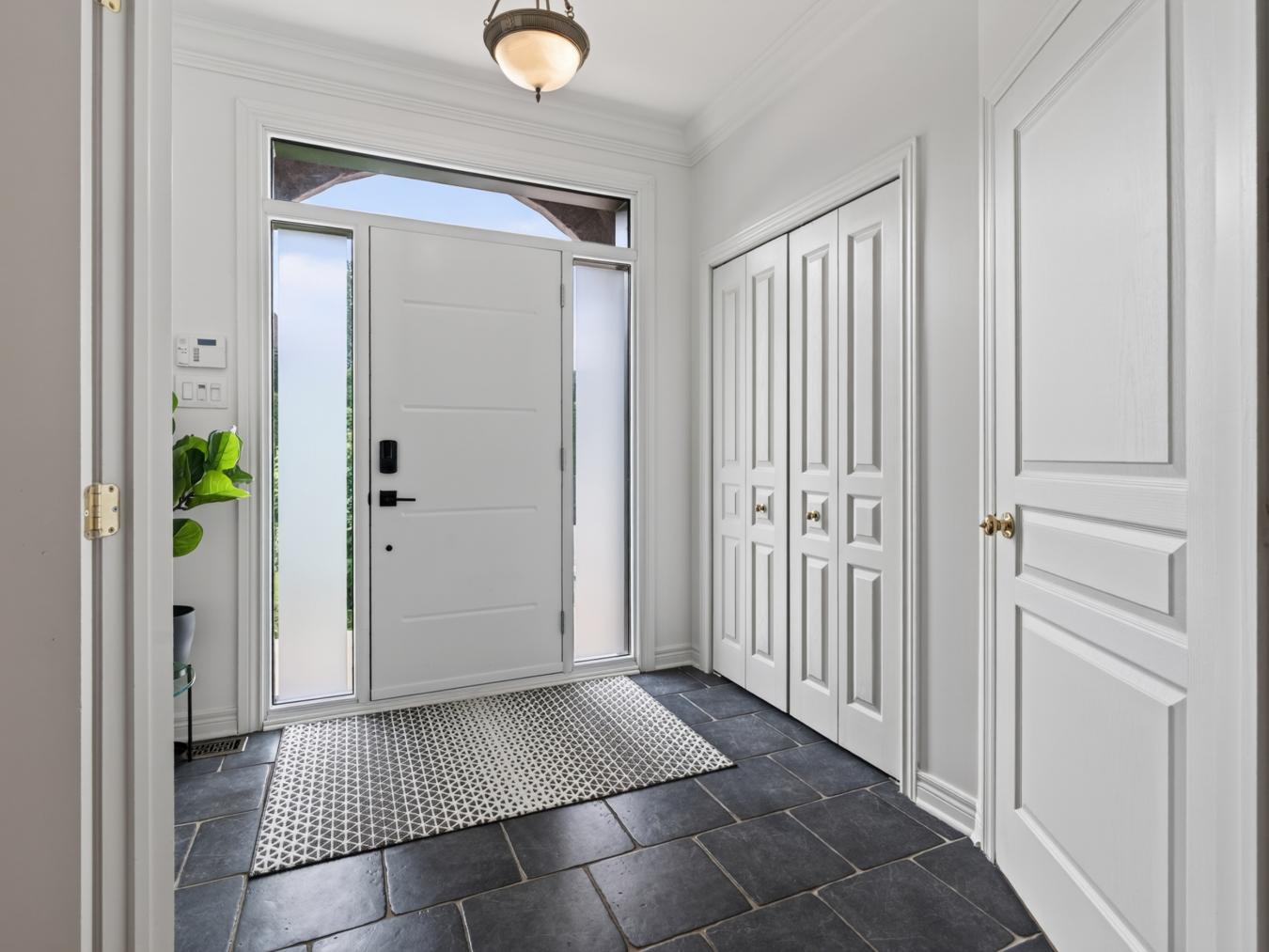 20 rue St-Ange, Blainville, Laurentides Est, J7B 1X2, Canada, 4 Bedrooms Bedrooms, ,3 BathroomsBathrooms,Residential,For Sale,20 rue St-Ange,20634919