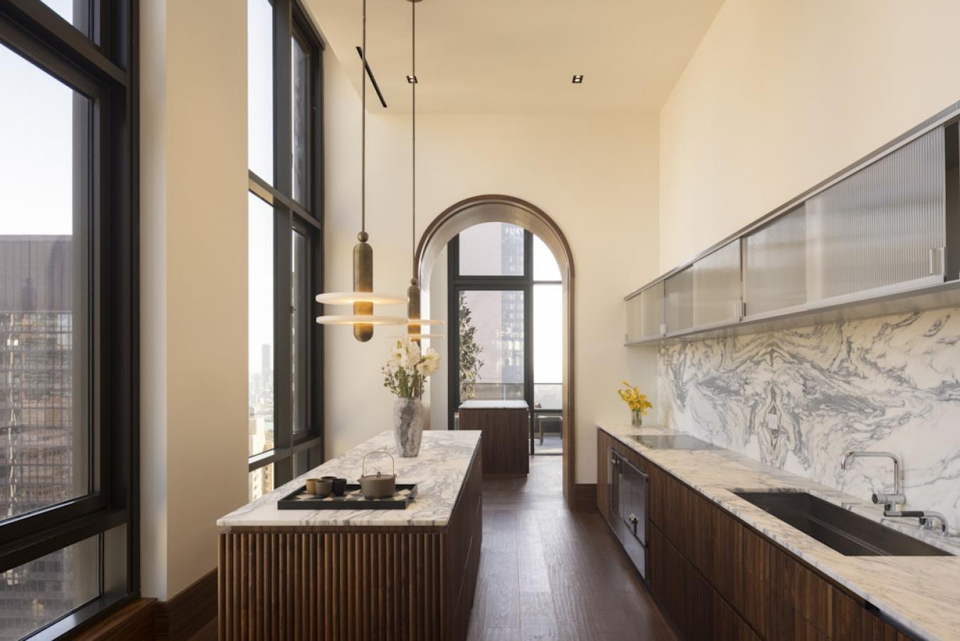 135 East 47th Street, New York, NY, 10017, United States, 1 Bedroom Bedrooms, ,1 BathroomBathrooms,Residential,For Sale,135 East 47th Street,229675