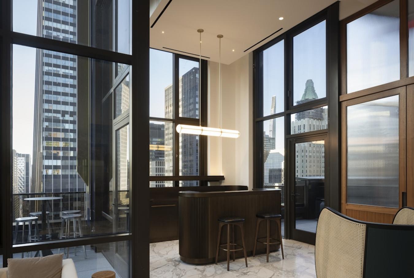 135 East 47th Street, New York, NY, 10017, United States, 1 Bedroom Bedrooms, ,1 BathroomBathrooms,Residential,For Sale,135 East 47th Street,229675