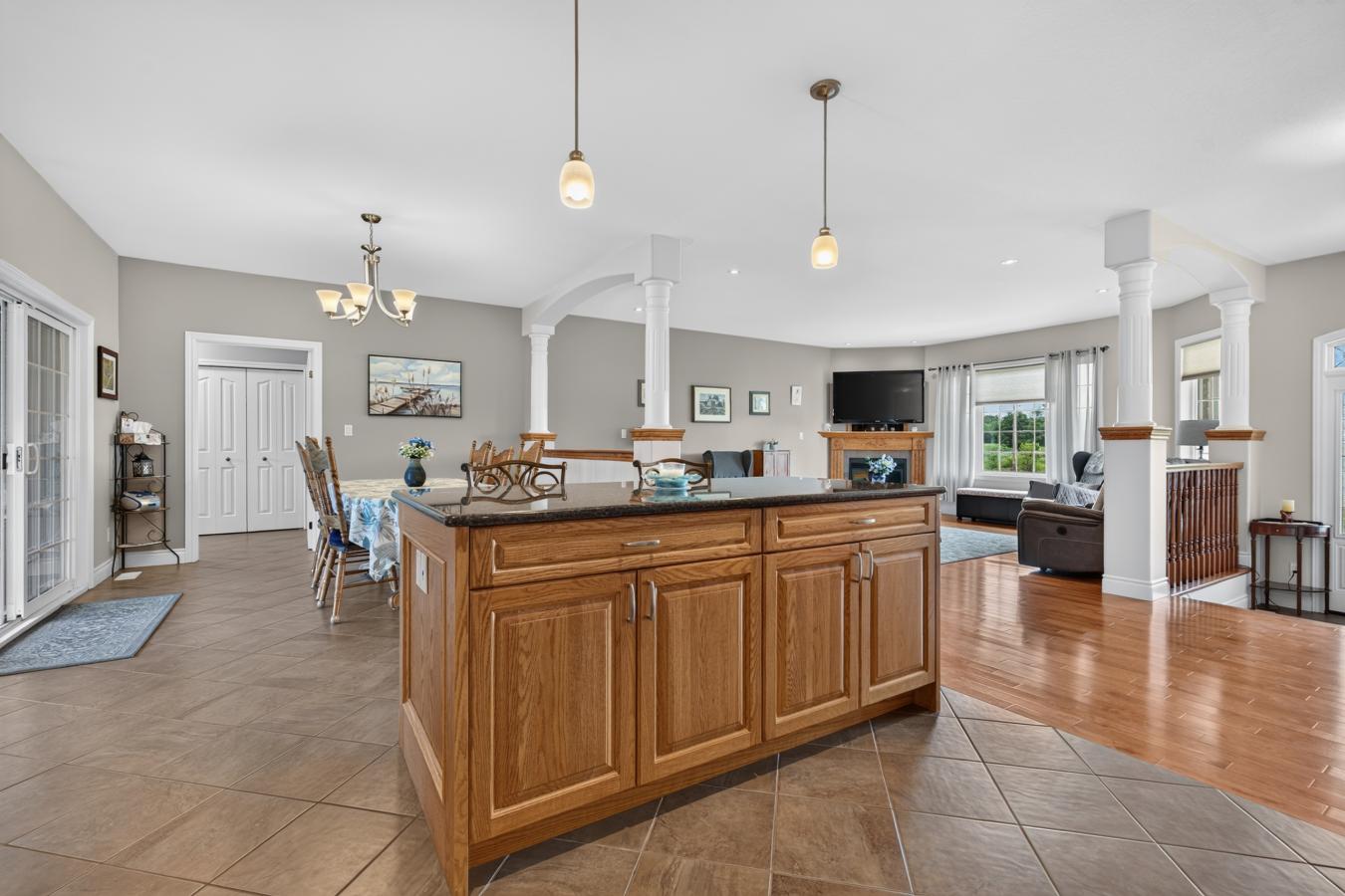 3081 Latimer Road, Elginburg, Frontenac, K0H 1X0, Canada, 4 Bedrooms Bedrooms, ,3 BathroomsBathrooms,Residential,For Sale,3081 Latimer Road,X13638428