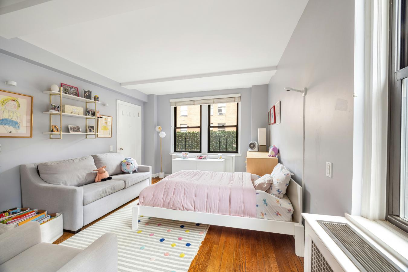 220 EAST 73RD STREET, New York, NY, 10021, United States, 2 Bedrooms Bedrooms, ,2 BathroomsBathrooms,Residential,For Sale,220 EAST 73RD STREET,229682