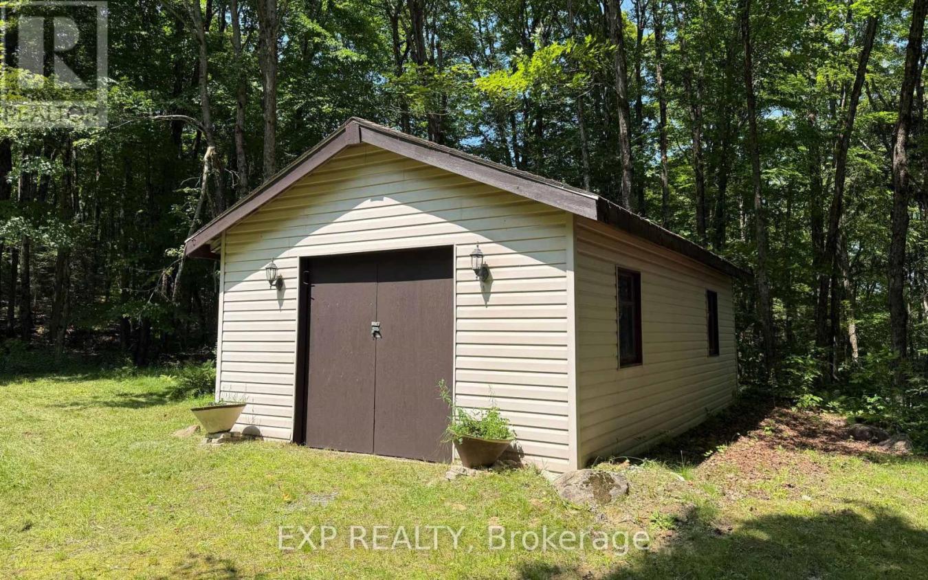 1867 Fraserburg Road, Bracebridge, Muskoka, P1L1X3, Canada, 3 Bedrooms Bedrooms, ,1 BathroomBathrooms,Residential,For Sale,1867 Fraserburg Road,229692