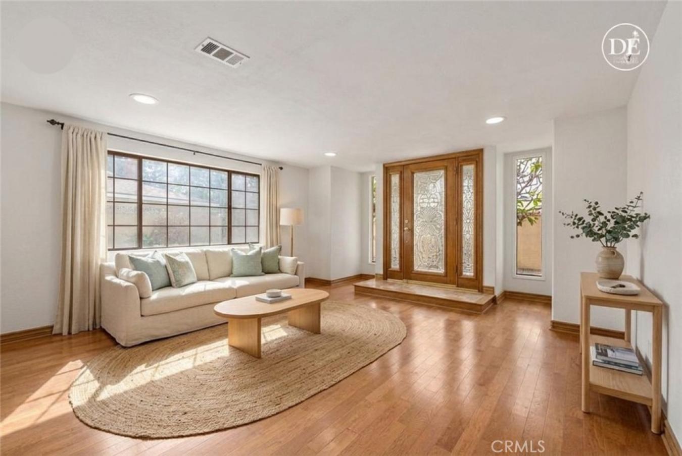 21200 Oakfort Avenue, Carson, Los Angeles, 90745, United States, 4 Bedrooms Bedrooms, ,2 BathroomsBathrooms,Residential,For Sale,21200 Oakfort Avenue,SB26143414