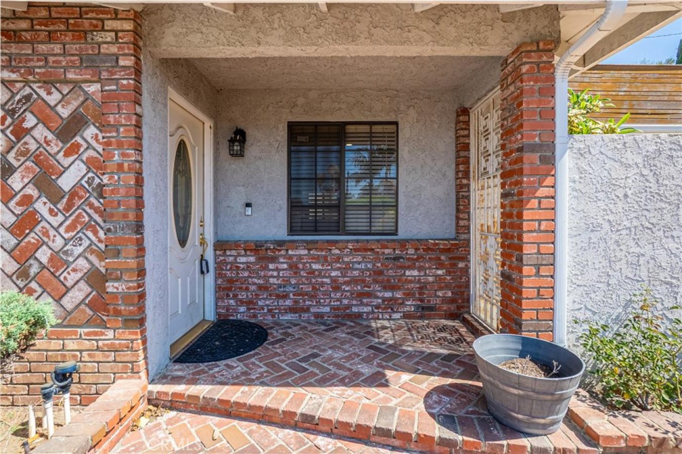 21200 Oakfort Avenue, Carson, Los Angeles, 90745, United States, 4 Bedrooms Bedrooms, ,2 BathroomsBathrooms,Residential,For Sale,21200 Oakfort Avenue,SB26143414