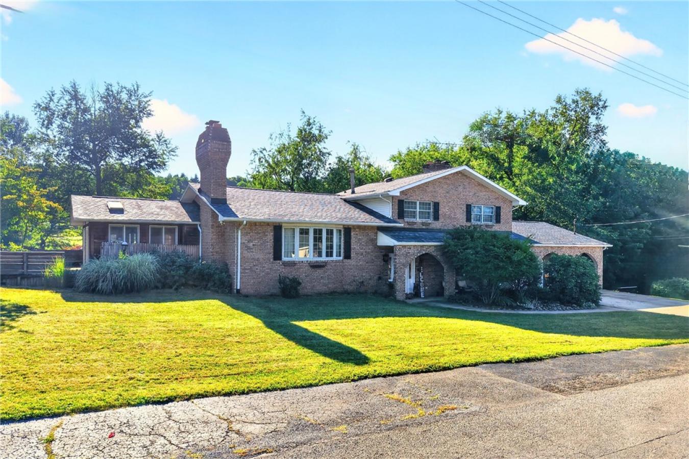 509 Williams Avenue, Rochester Twp, Beaver, 15074, United States, 4 Bedrooms Bedrooms, ,4 BathroomsBathrooms,Residential,For Sale,509 Williams Avenue,230041