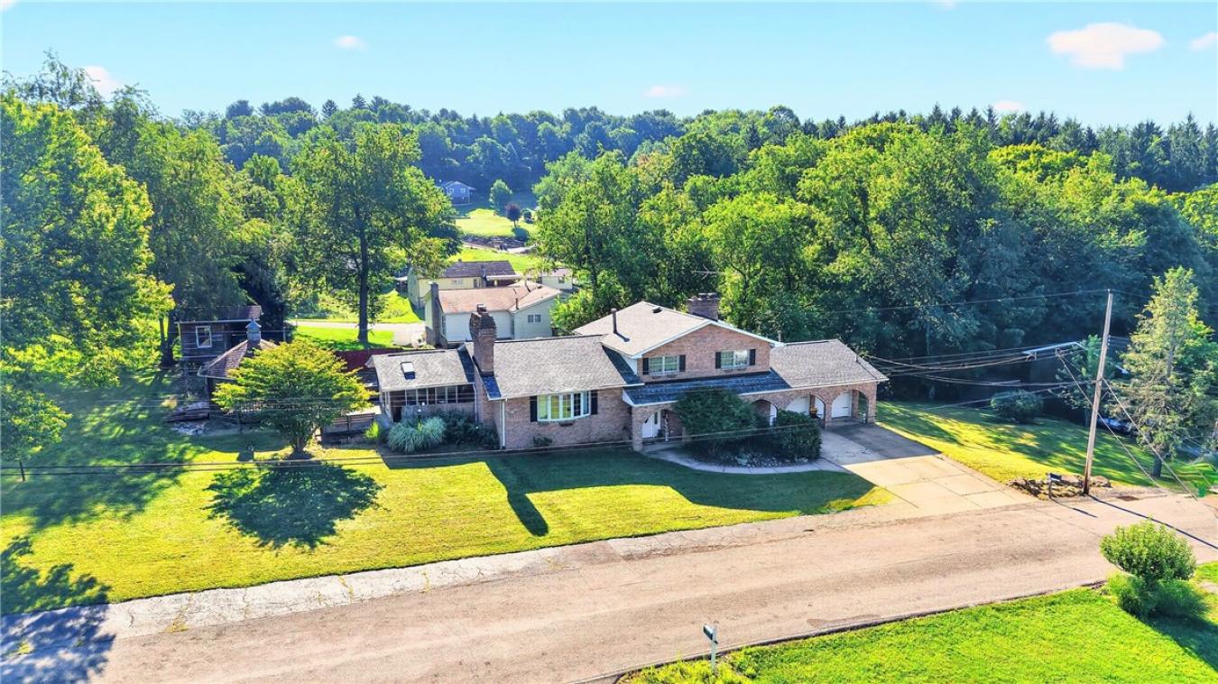 509 Williams Avenue, Rochester Twp, Beaver, 15074, United States, 4 Bedrooms Bedrooms, ,4 BathroomsBathrooms,Residential,For Sale,509 Williams Avenue,230041