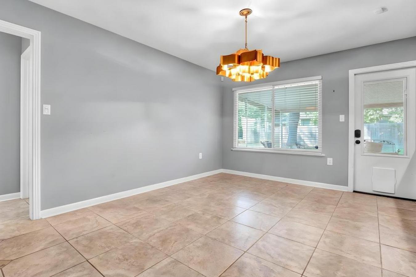 1405 Briarcliff Boulevard, Austin, Travis, 78723, United States, 2 Bedrooms Bedrooms, ,2 BathroomsBathrooms,Residential,For Sale,1405 Briarcliff Boulevard,7817795