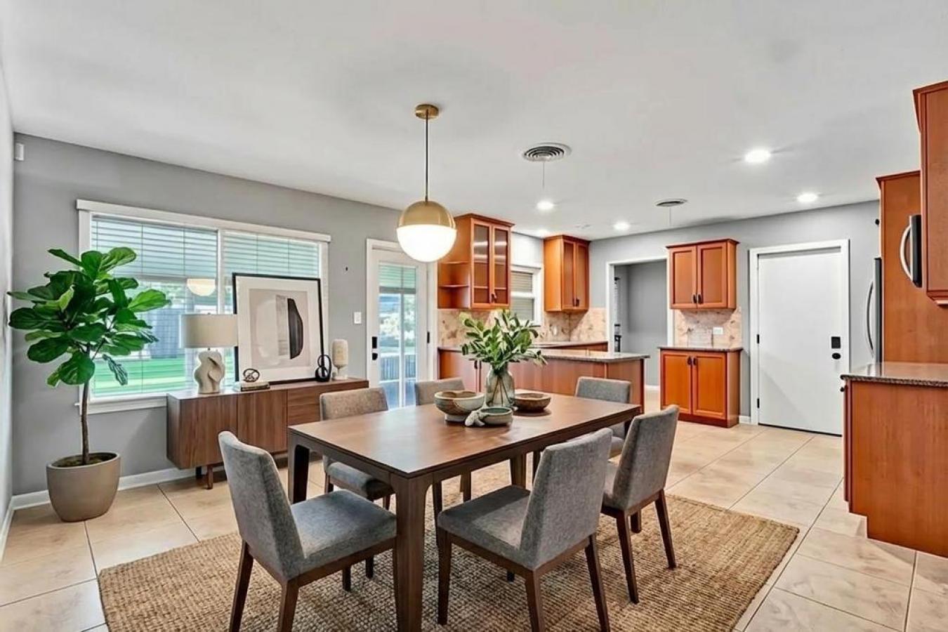 1405 Briarcliff Boulevard, Austin, Travis, 78723, United States, 2 Bedrooms Bedrooms, ,2 BathroomsBathrooms,Residential,For Sale,1405 Briarcliff Boulevard,7817795
