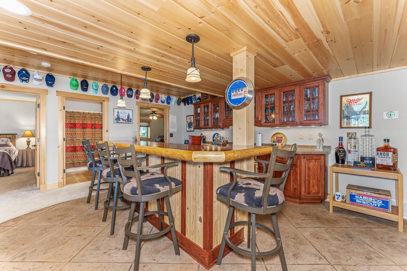 1405 Everett Road, Eagle River, WI, 54521, United States, 3 Bedrooms Bedrooms, ,5 BathroomsBathrooms,Residential,For Sale,1405 Everett Road,219172