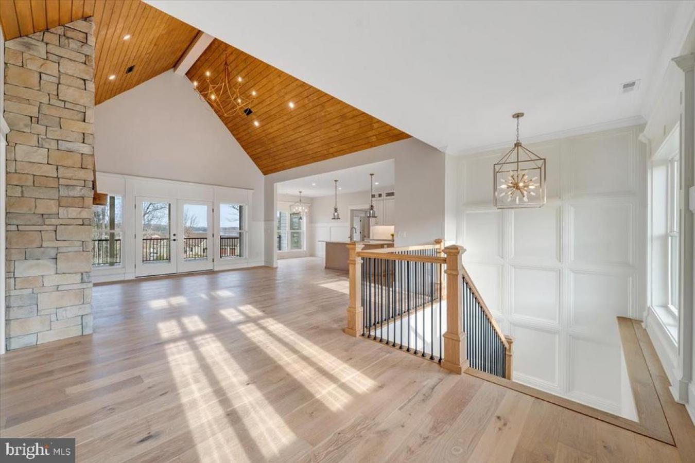639 Compass Cove, Moneta, FRANKLIN, 24121, United States, 5 Bedrooms Bedrooms, ,4 BathroomsBathrooms,Residential,For Sale,639 Compass Cove,922905