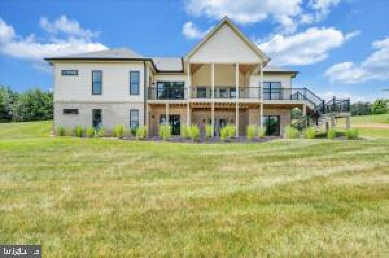 639 Compass Cove, Moneta, FRANKLIN, 24121, United States, 5 Bedrooms Bedrooms, ,4 BathroomsBathrooms,Residential,For Sale,639 Compass Cove,922905