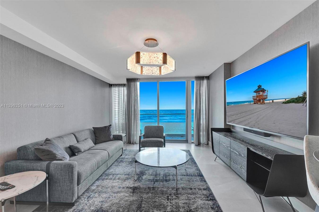 18975 COLLINS AVENUE, SUNNY ISLES BEACH, FL, 33160, United States, ,1 BathroomBathrooms,Residential,For Sale,18975 COLLINS AVENUE,1202350