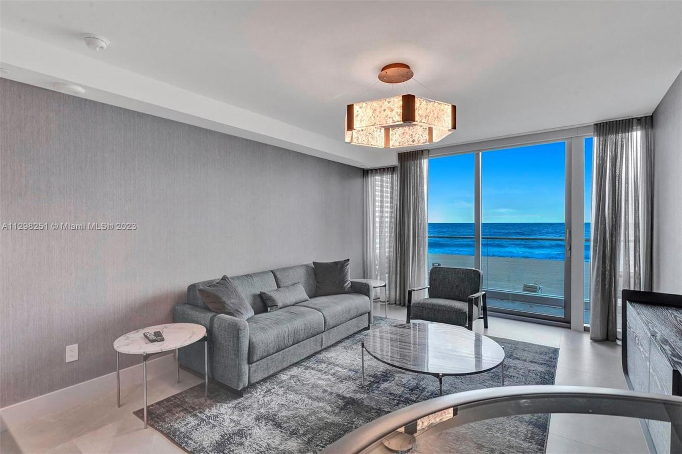 18975 COLLINS AVENUE, SUNNY ISLES BEACH, FL, 33160, United States, ,1 BathroomBathrooms,Residential,For Sale,18975 COLLINS AVENUE,1202350