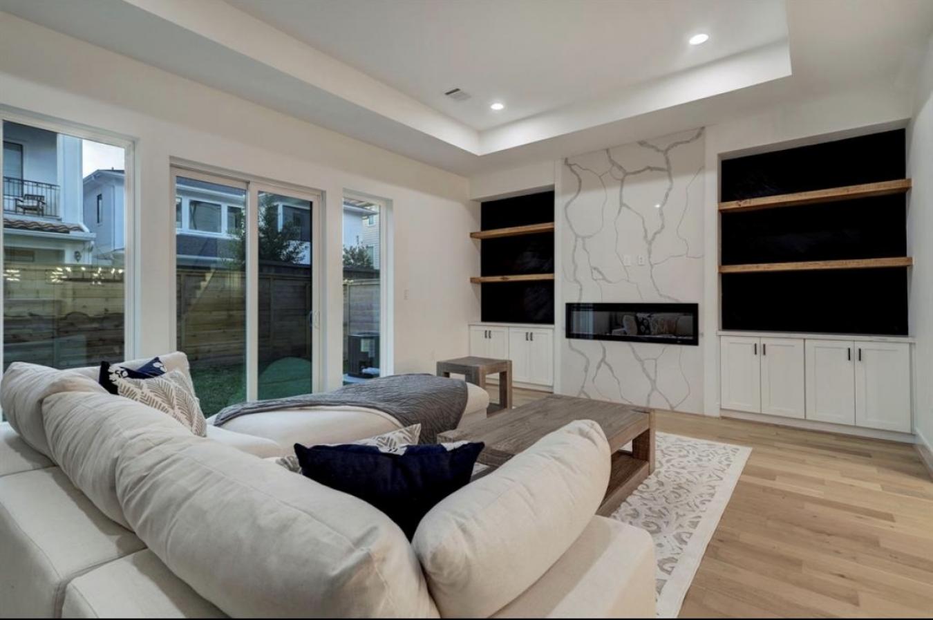 4228 Gibson, Houston, TX, 77007, United States, 4 Bedrooms Bedrooms, ,3 BathroomsBathrooms,Residential,For Sale,4228 Gibson,1198783