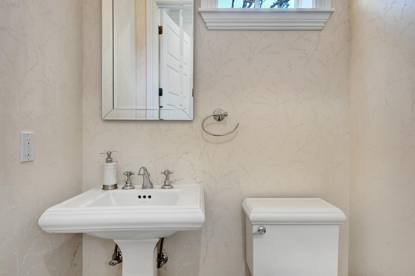 1401 SW 18th Street, Fort Lauderdale, FL, 33315, United States, 5 Bedrooms Bedrooms, ,3 BathroomsBathrooms,Residential,For Sale,1401 SW 18th Street,1201207