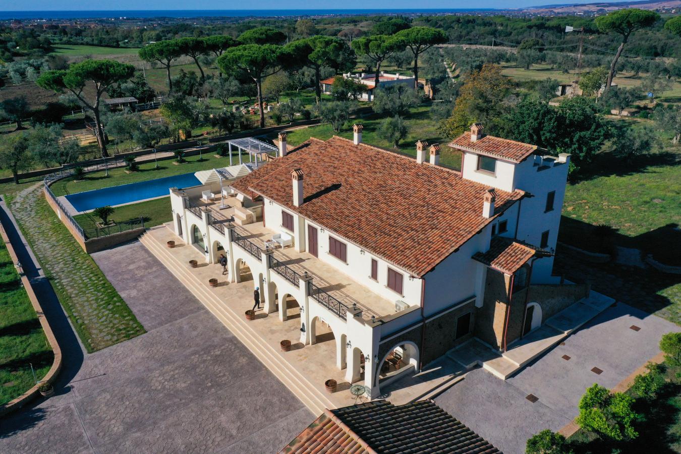 25 Miles Northwest of Rome, Rome, RM, Italy, 15 Bedrooms Bedrooms, ,19 BathroomsBathrooms,Residential,For Sale,25 Miles Northwest of Rome,1202772