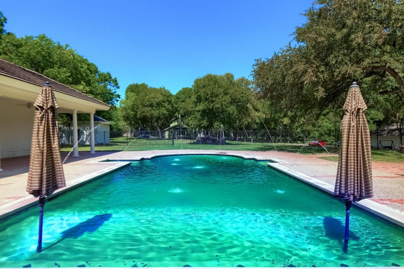 4435 CR 123, Round Rock, Texas, 78664, United States, 6 Bedrooms Bedrooms, ,6 BathroomsBathrooms,Residential,For Sale,4435 CR 123,1203516