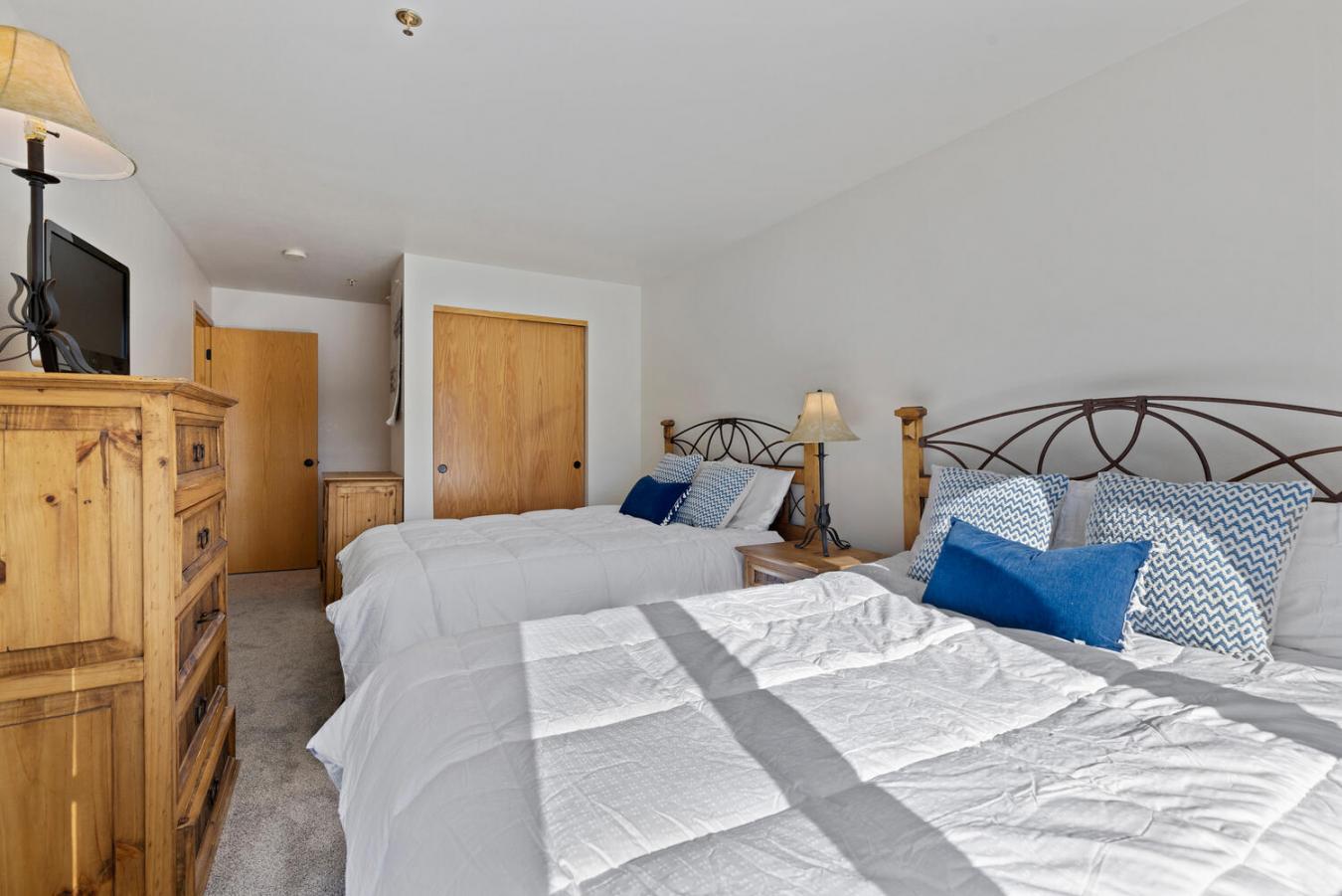 1640 Lakeview Terrace, Frisco, Colorado, 80443, United States, 2 Bedrooms Bedrooms, ,2 BathroomsBathrooms,Residential,For Sale,1640 Lakeview Terrace,1219024